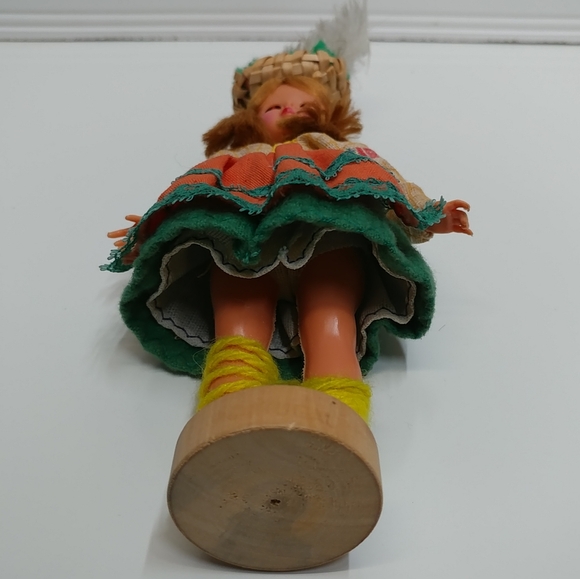 Vintage Portugal Girl Doll in Traditional Dress w/ Chicken Hat Souvenir Figurine - Picture 10 of 16